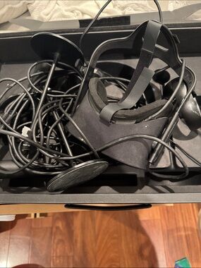 Oculus Rift S VR Headset in Black with Cables and Sensors